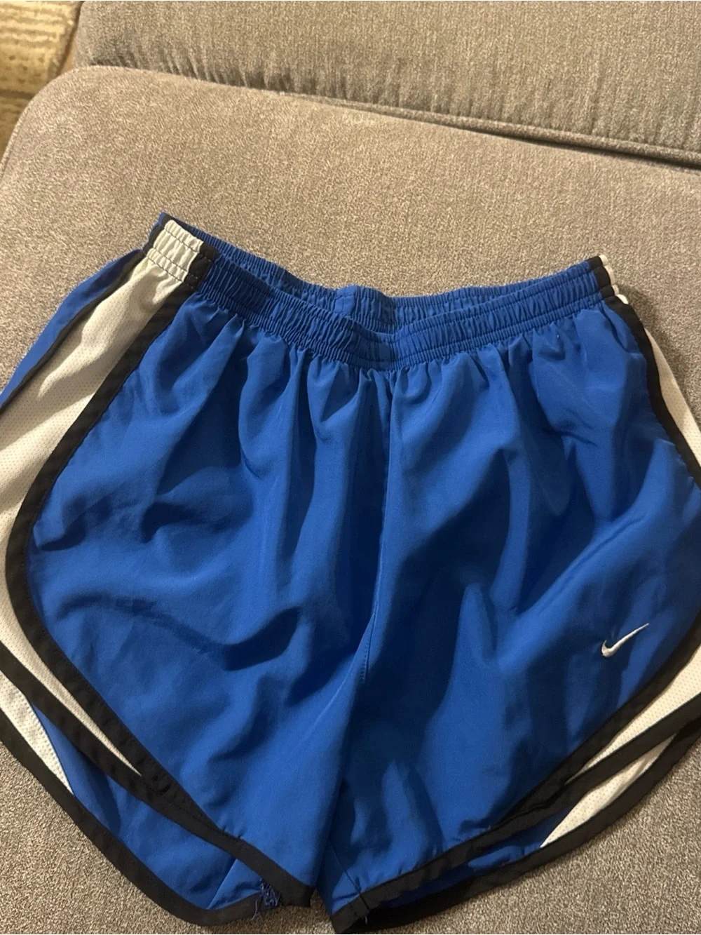 NIKE WOMENS SMALL LOT OF 2 ATHLETIC SHORTS EUC